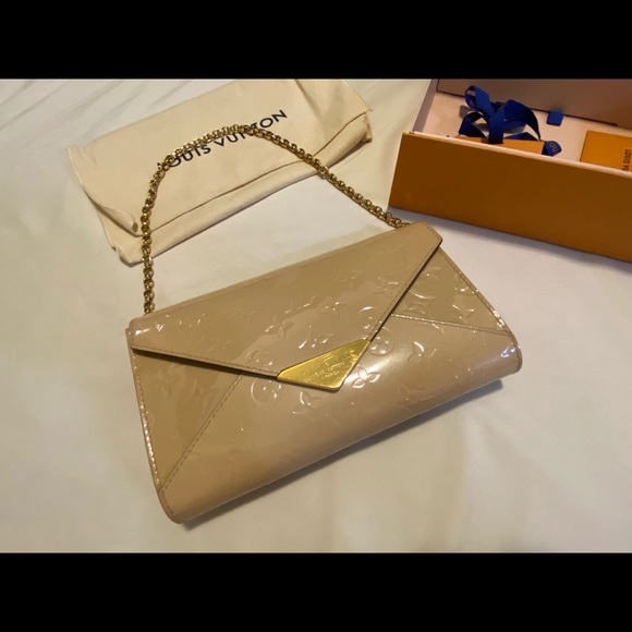 Louis Vuitton Handbags - Louis Vuitton Amarante Monogram Vernis Mira